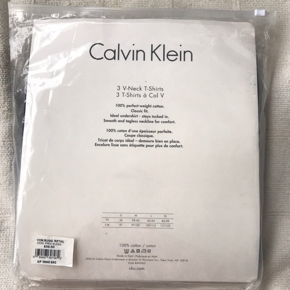Calvin Klein, 3 V-Neck T-Shirts - Picture 2 of 2